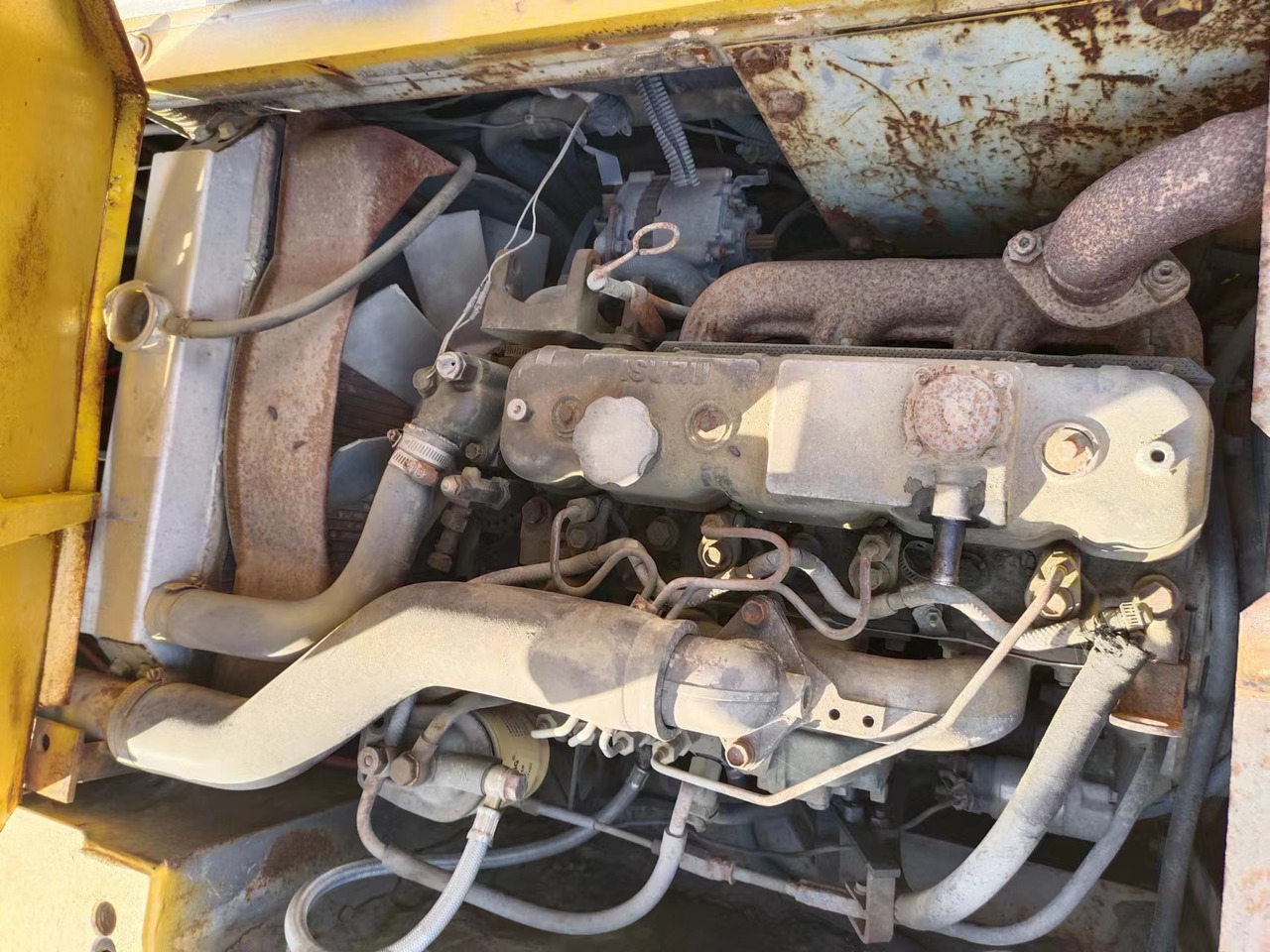 SUMITOMO SH60 - Minikotró: 4 kép. SUMITOMO SH60 - Minikotró: 4 kép.