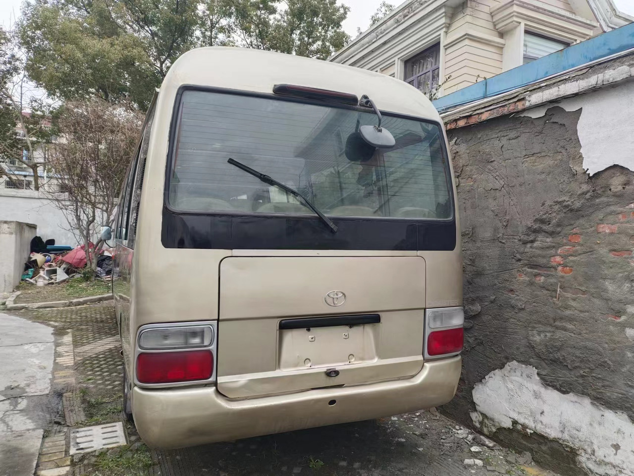 TOYOTA Coaster - Helyközi busz: 4 kép. TOYOTA Coaster - Helyközi busz: 4 kép.