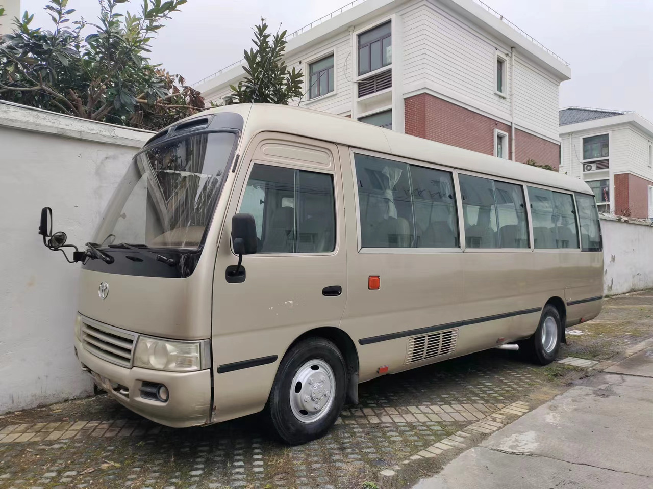 TOYOTA Coaster - Helyközi busz: 5 kép. TOYOTA Coaster - Helyközi busz: 5 kép.