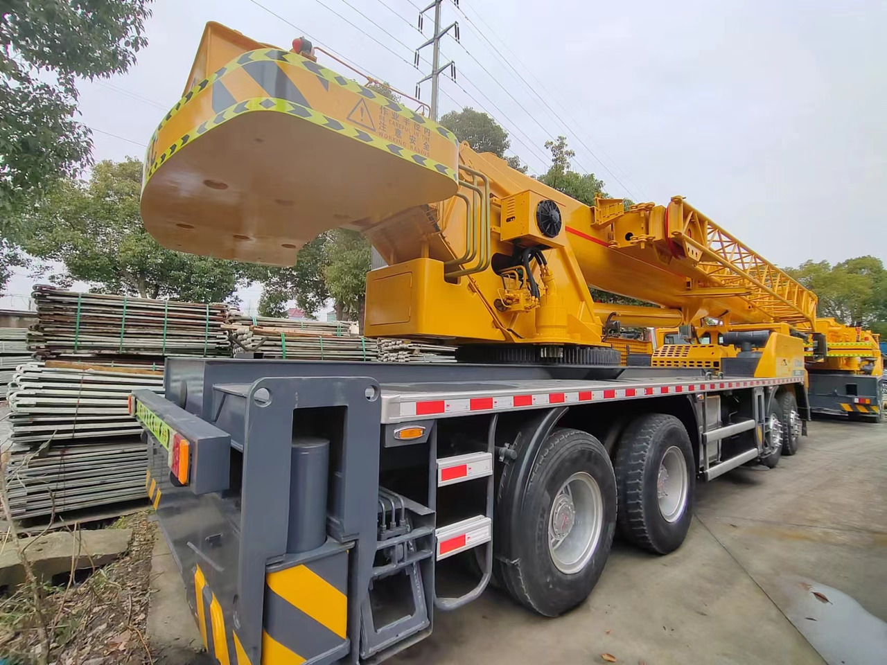 XCMG 50tons QY50K 50K QY50 QY70 QY100 QY130 - Autódaru: 5 kép. XCMG 50tons QY50K 50K QY50 QY70 QY100 QY130 - Autódaru: 5 kép.