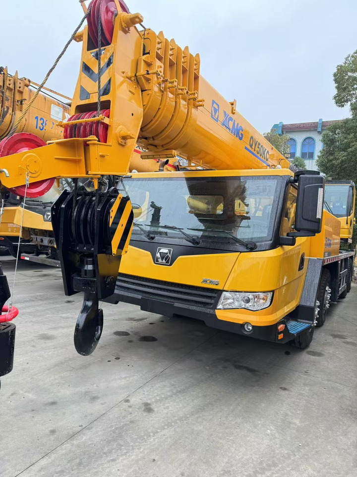 XCMG QY50KC QY50 CHINA TRUCK CRANE 50TONS - Autódaru: 1 kép. XCMG QY50KC QY50 CHINA TRUCK CRANE 50TONS - Autódaru: 1 kép.