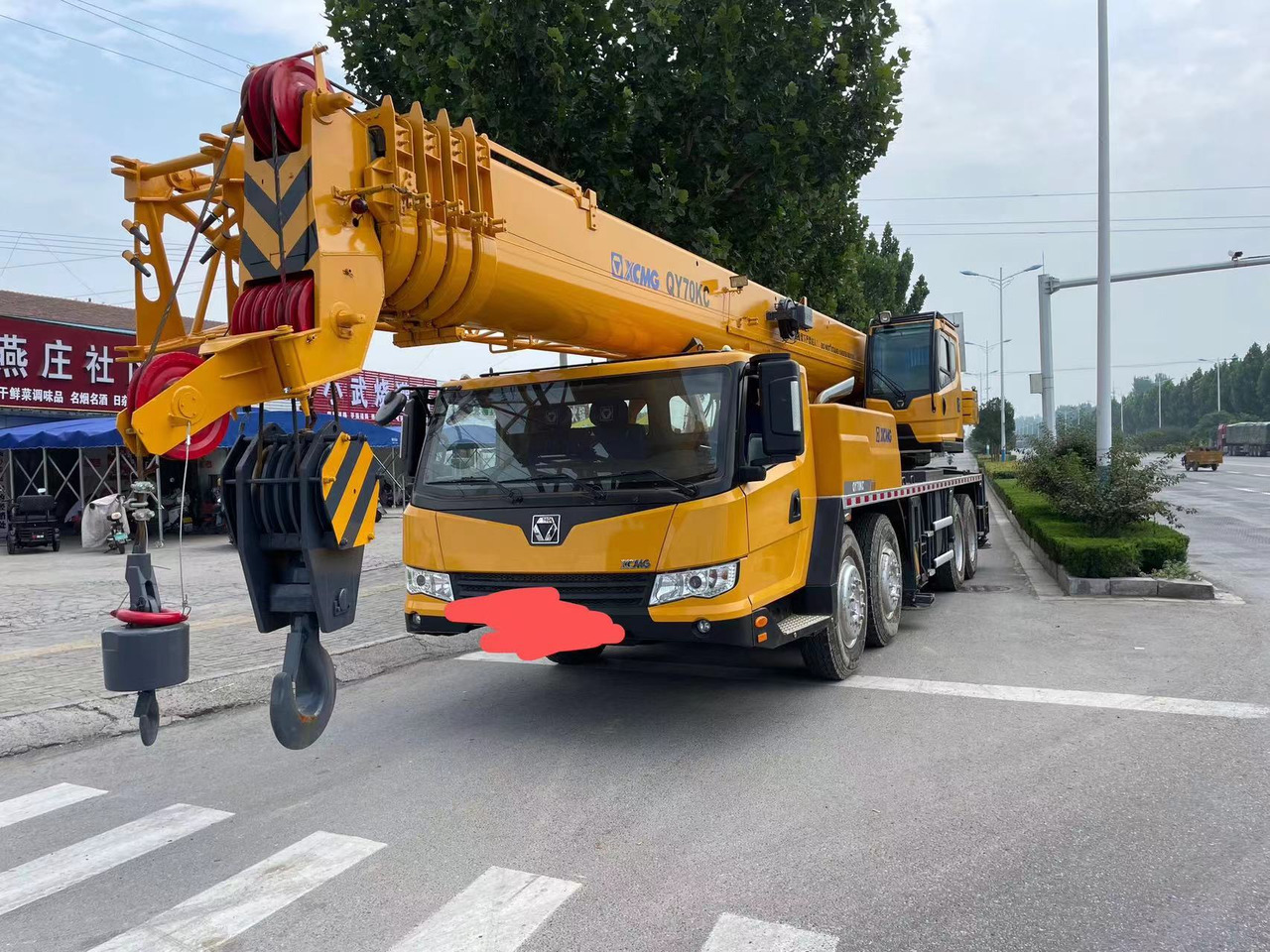 XCMG QY70K - Autódaru: 3 kép. XCMG QY70K - Autódaru: 3 kép.