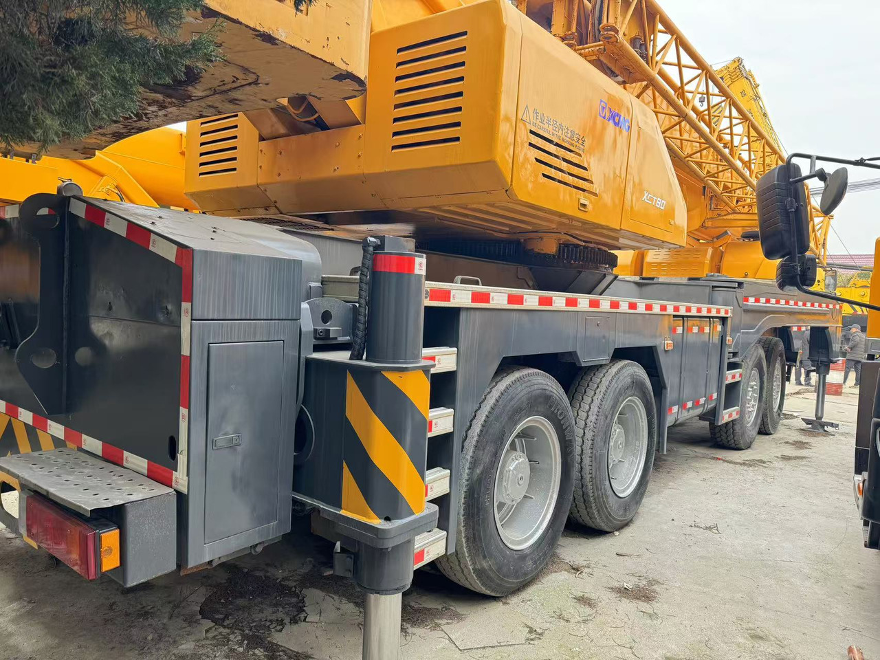 XCMG XCT80 - Autódaru: 2 kép. XCMG XCT80 - Autódaru: 2 kép.