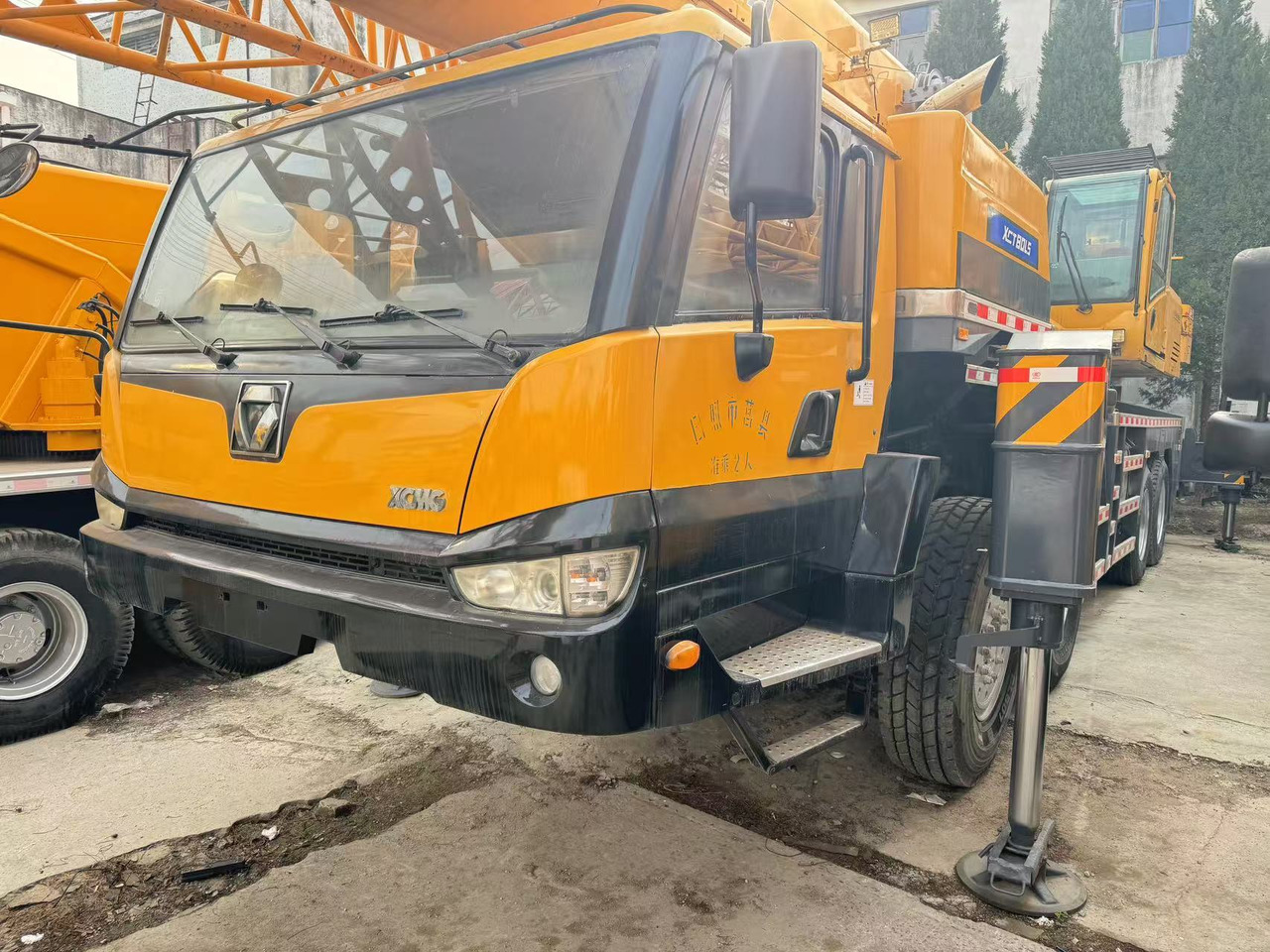 XCMG XCT80 - Autódaru: 3 kép. XCMG XCT80 - Autódaru: 3 kép.