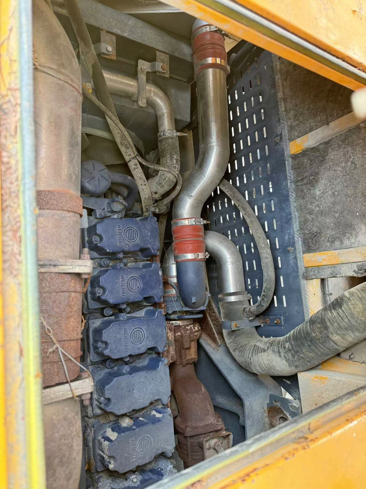 XCMG XCT80 - Autódaru: 5 kép. XCMG XCT80 - Autódaru: 5 kép.