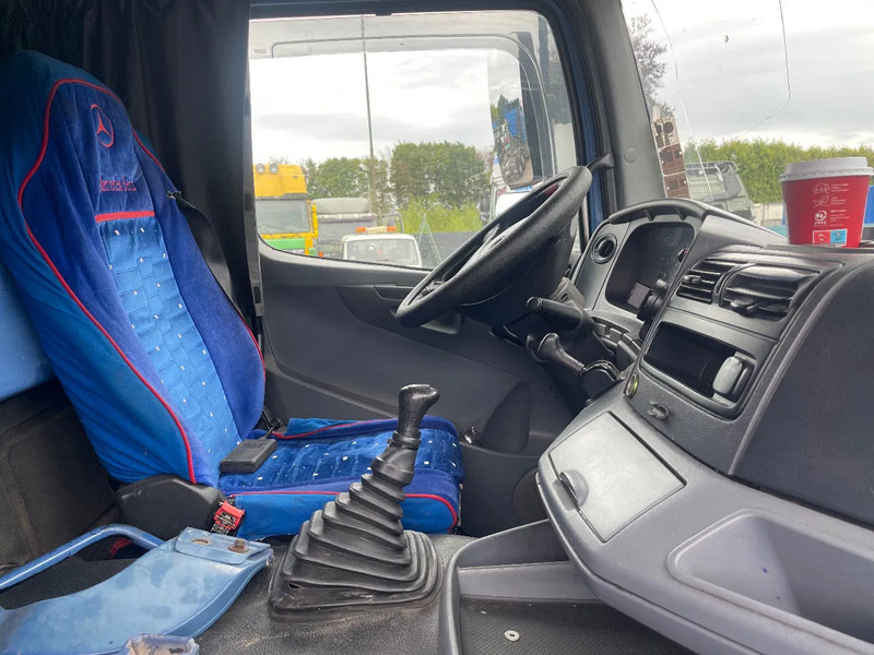 Nyergesvontató Mercedes-Benz Axor 1840 Tractor unit: 13 kép.