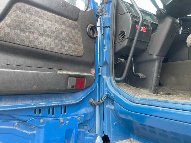 Nyergesvontató Volvo FH 12.380 Tractor unit: 9 kép.