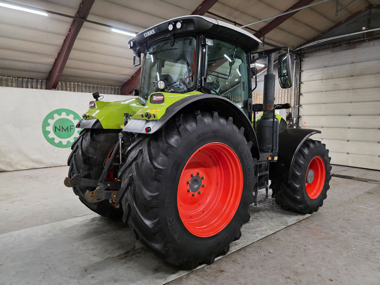 CLAAS Arion 660 C-Matic - Traktor: 5 kép. CLAAS Arion 660 C-Matic - Traktor: 5 kép.