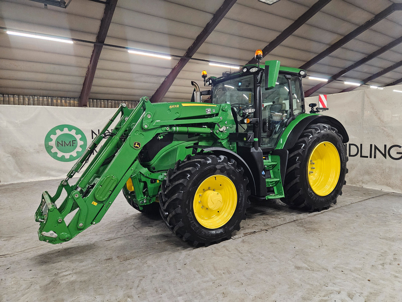 John Deere 6R185 Ultimate #Godt utstyrt og veldig flott traktor - Traktor: 1 kép. John Deere 6R185 Ultimate #Godt utstyrt og veldig flott traktor - Traktor: 1 kép.