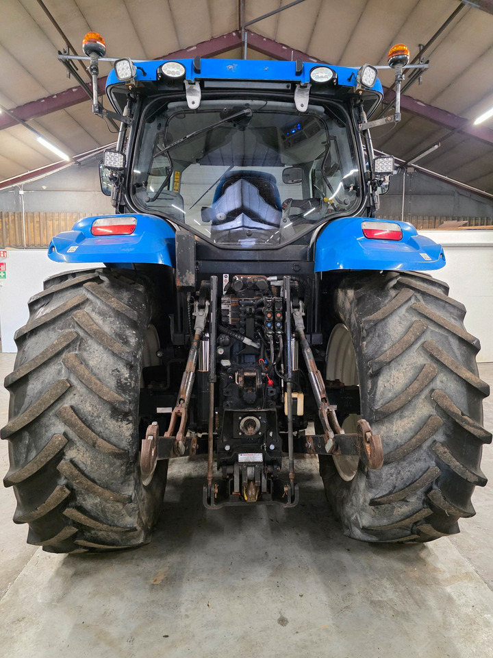 New Holland T6.160 AC - Traktor: 4 kép. New Holland T6.160 AC - Traktor: 4 kép.