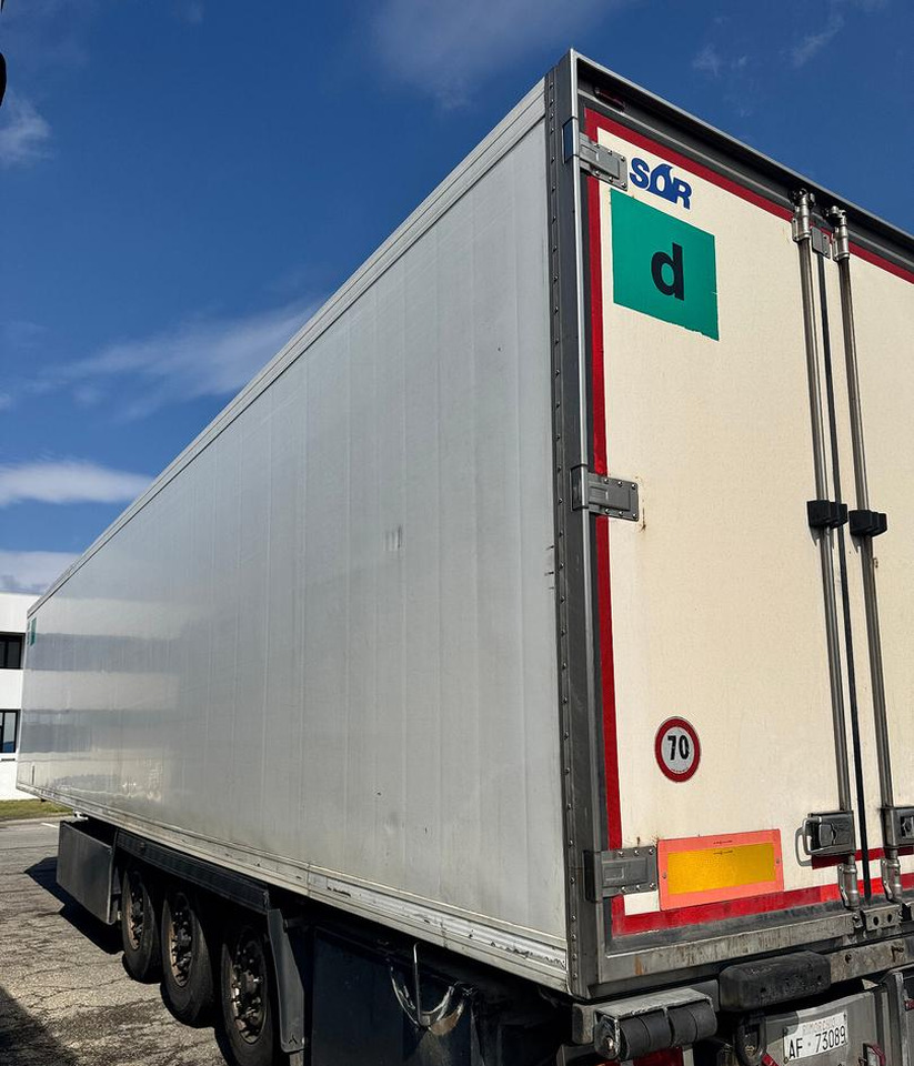 Semirimorchio Frigo SOR IBERICA Thermoking SLX300 - Egyéb gépek: 5 kép. Semirimorchio Frigo SOR IBERICA Thermoking SLX300 - Egyéb gépek: 5 kép.