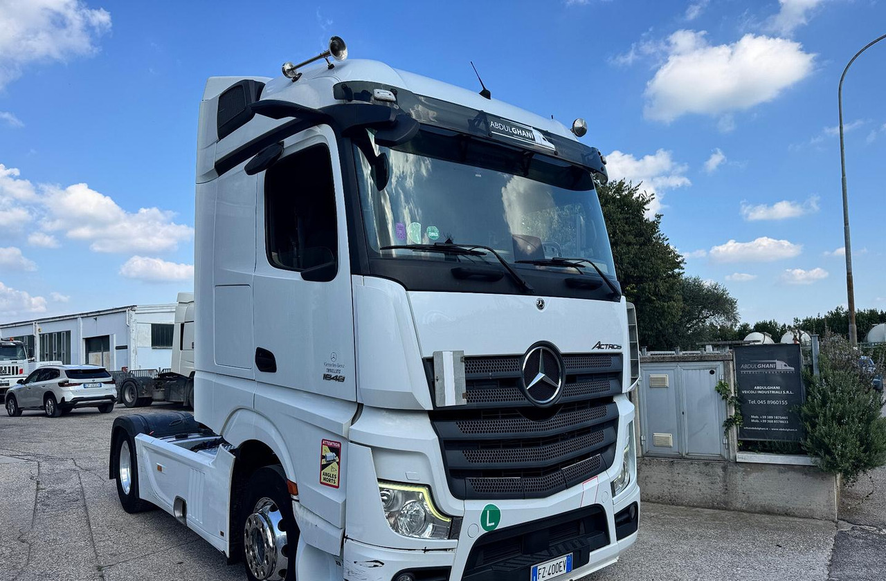 Mercedes Benz Actros 1848 - MP5 2020 - Nyergesvontató: 1 kép. Mercedes Benz Actros 1848 - MP5 2020 - Nyergesvontató: 1 kép.