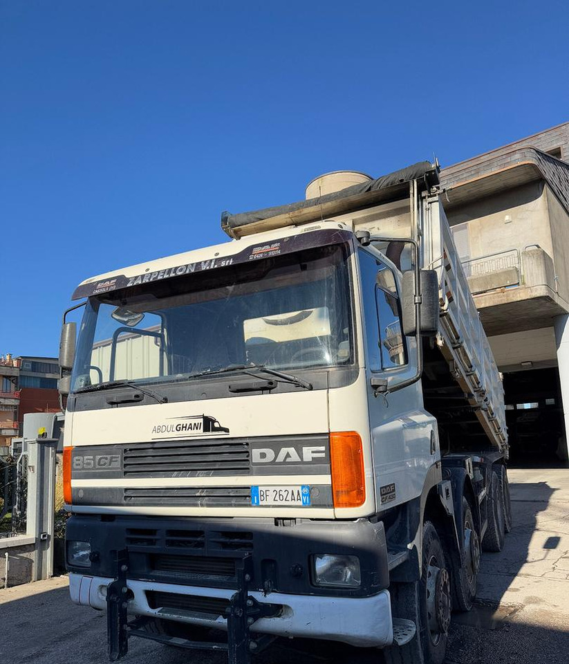 Ribaltabile daf 85cf 430 / anno 1999 - Billenőplatós teherautó: 4 kép. Ribaltabile daf 85cf 430 / anno 1999 - Billenőplatós teherautó: 4 kép.
