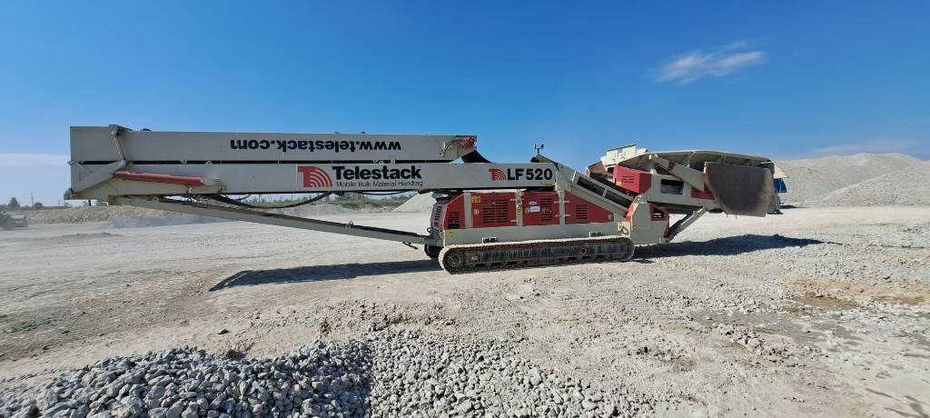 Telestack LF520 - Futószalag: 1 kép. Telestack LF520 - Futószalag: 1 kép.