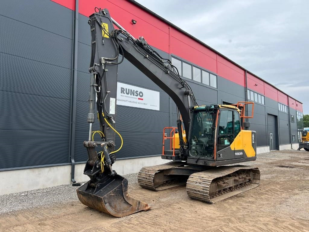 Volvo EC 140 EL - Lánctalpas kotró: 1 kép. Volvo EC 140 EL - Lánctalpas kotró: 1 kép.