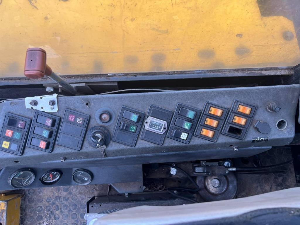 Lánctalpas dömper Yanmar C 60 R: 19 kép.