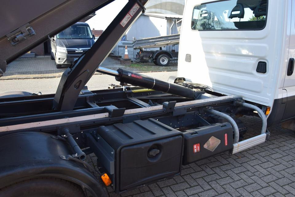 Iveco Daily 70 C18 City Haken Abrollkip.HIAB Multilift lízing Iveco Daily 70 C18 City Haken Abrollkip.HIAB Multilift: 19 kép.