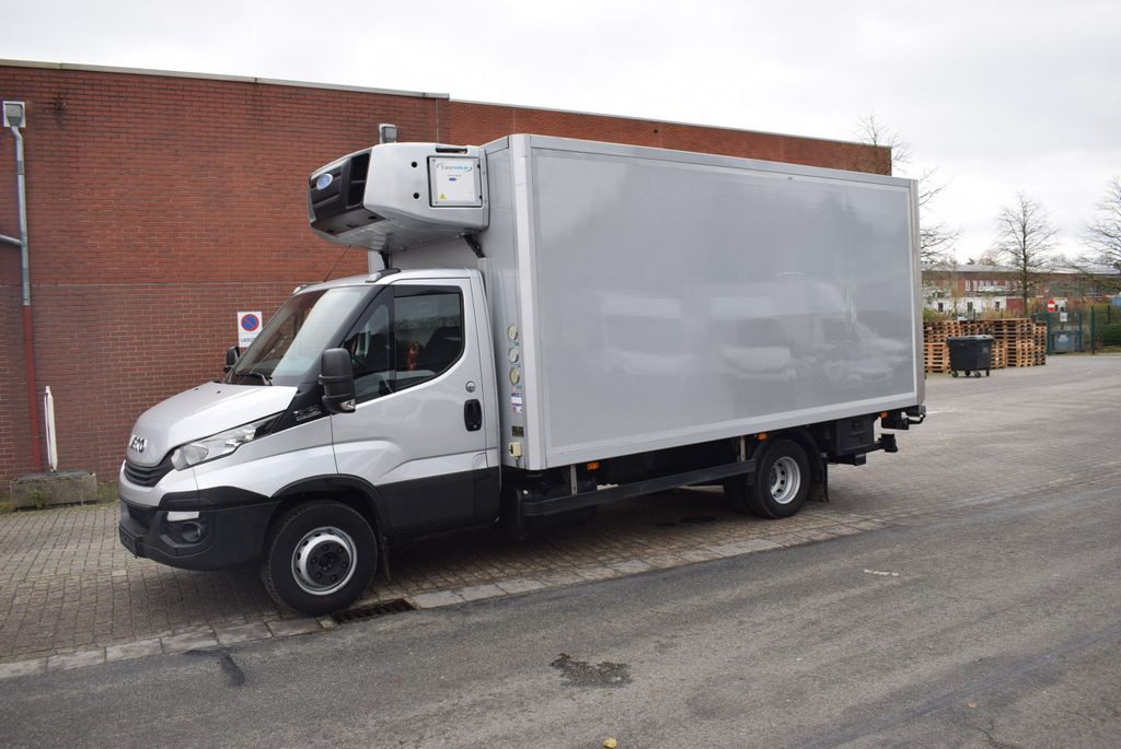 Iveco Daily 72 C18 Supra 850 Tiefkühler 3 Kammer LBW - Hűtős kisteherautó: 1 kép. Iveco Daily 72 C18 Supra 850 Tiefkühler 3 Kammer LBW - Hűtős kisteherautó: 1 kép.
