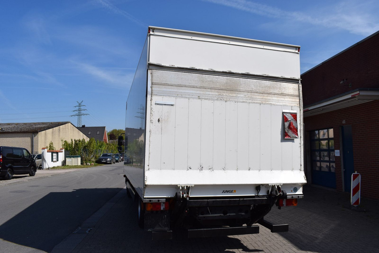 MAN TGL 8.180 Koffer 6,20mLBW 1000KG Klima - Dobozos kisteherautó: 5 kép. MAN TGL 8.180 Koffer 6,20mLBW 1000KG Klima - Dobozos kisteherautó: 5 kép.