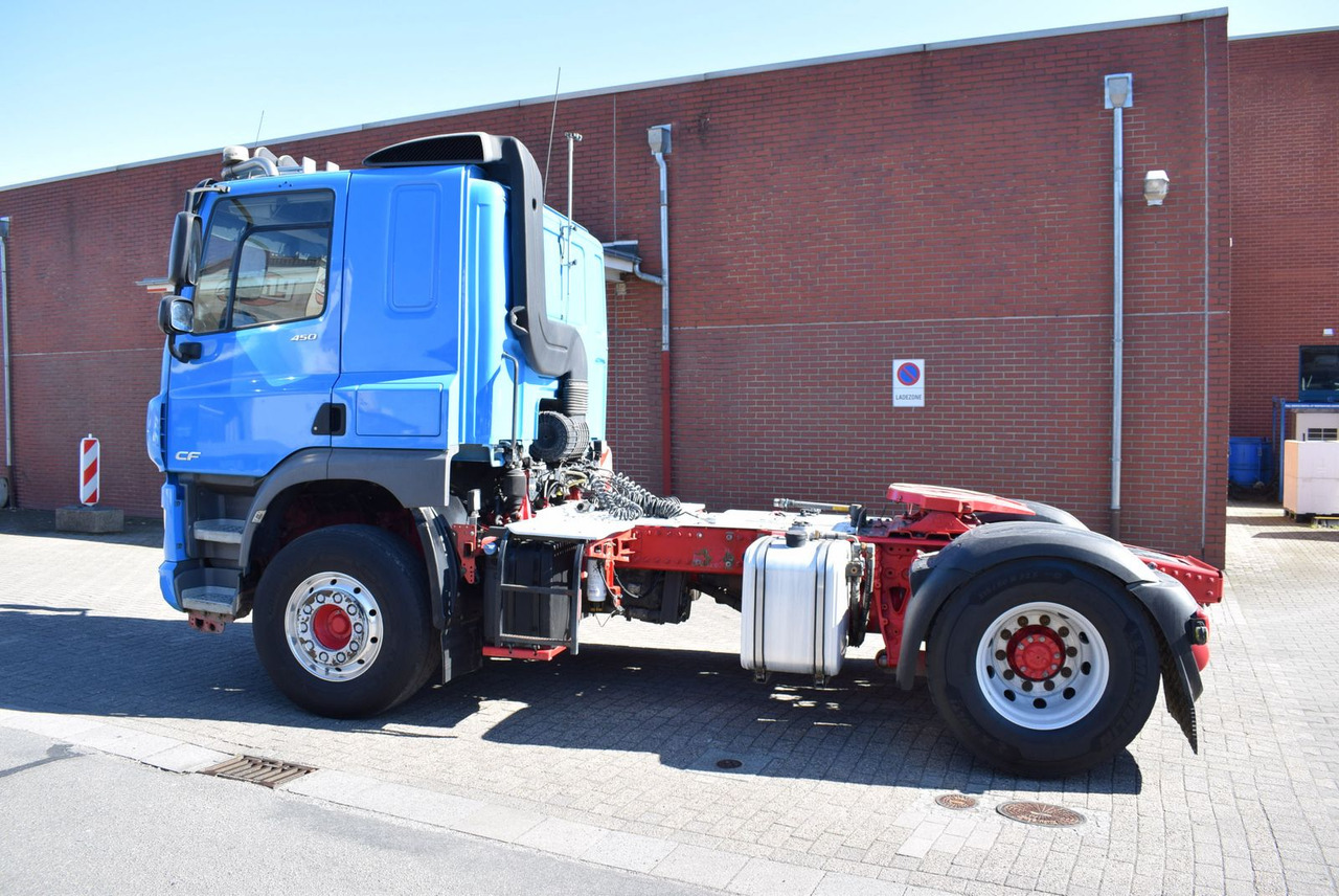 DAF CF 450 EURO6 Kipphydraulik Klima ACC Tempomat - Nyergesvontató: 3 kép. DAF CF 450 EURO6 Kipphydraulik Klima ACC Tempomat - Nyergesvontató: 3 kép.