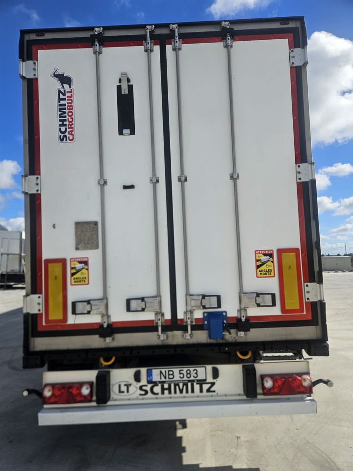 SCHMITZ CARGOBULL SKO 24/L - FP 60 ThermoKing SLXi300 - Félpótkocsi hűtős: 5 kép. SCHMITZ CARGOBULL SKO 24/L - FP 60 ThermoKing SLXi300 - Félpótkocsi hűtős: 5 kép.