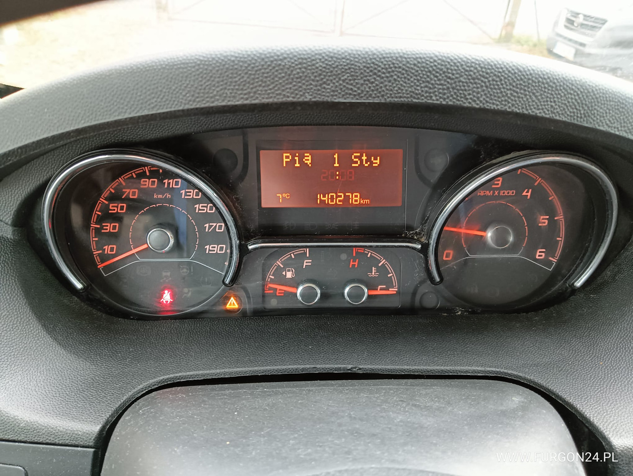 Kis furgon FIAT DUCATO FURGON BLASZAK L2H2 NR 787: 11 kép.