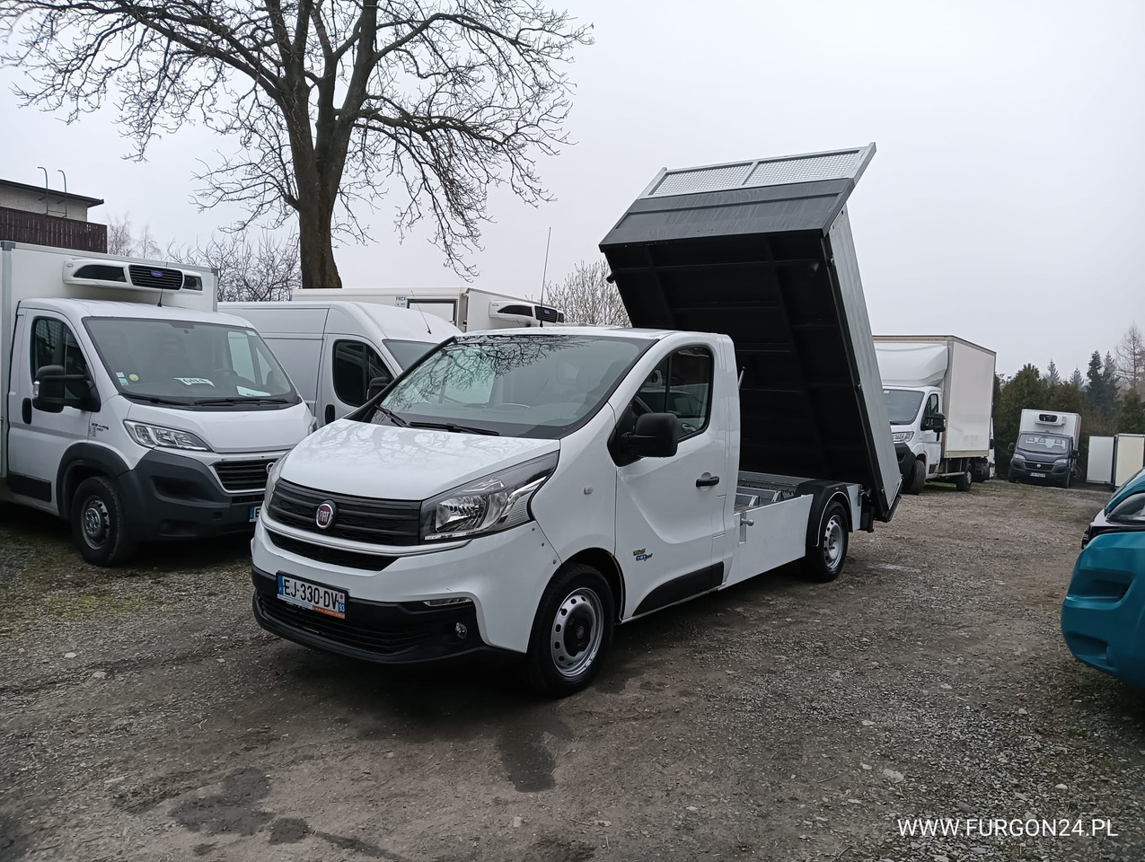 RENAULT TRAFIC PLATFORMA DO ZABUDOWY NR 625 - Billenőplatós kisteherautó: 3 kép. RENAULT TRAFIC PLATFORMA DO ZABUDOWY NR 625 - Billenőplatós kisteherautó: 3 kép.