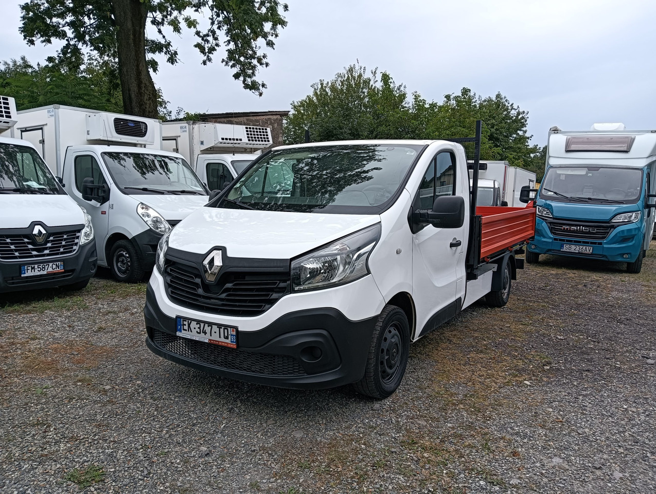 RENAULT TRAFIC WYWROTKA KIPER Z NAJAZDAMI NR 840 - Billenőplatós kisteherautó: 1 kép. RENAULT TRAFIC WYWROTKA KIPER Z NAJAZDAMI NR 840 - Billenőplatós kisteherautó: 1 kép.