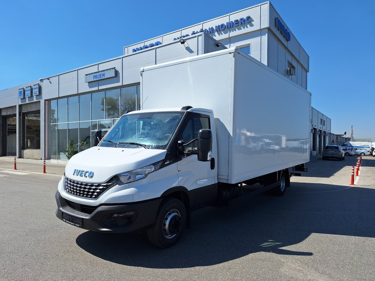 IVECO DAILY 72C18 A8 34m3 - Furgon: 1 kép. IVECO DAILY 72C18 A8 34m3 - Furgon: 1 kép.