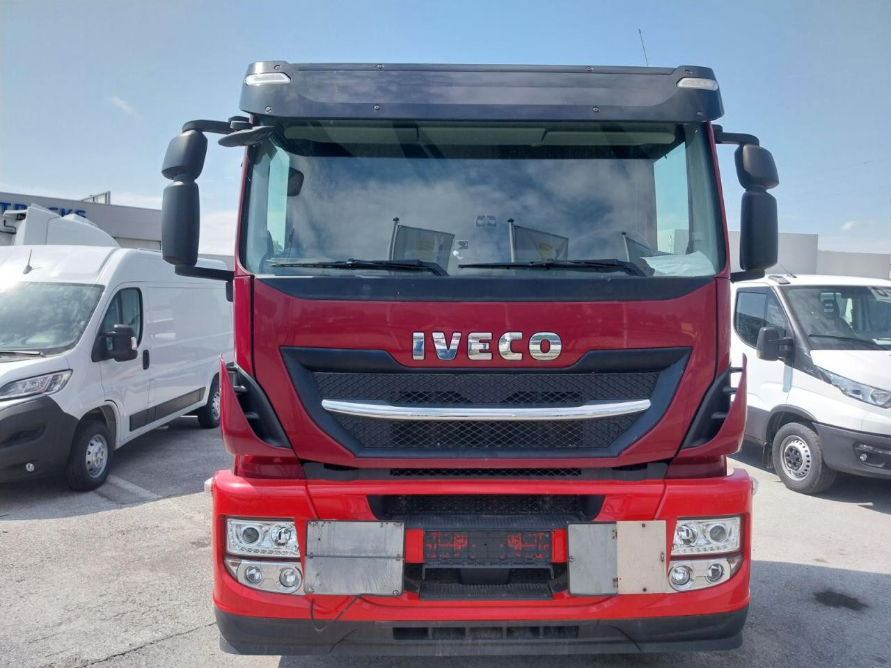 IVECO Stralis AS440S40TP - Nyergesvontató: 1 kép. IVECO Stralis AS440S40TP - Nyergesvontató: 1 kép.