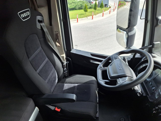 IVECO Stralis AS440S48T/P - AF4T - Nyergesvontató: 3 kép. IVECO Stralis AS440S48T/P - AF4T - Nyergesvontató: 3 kép.