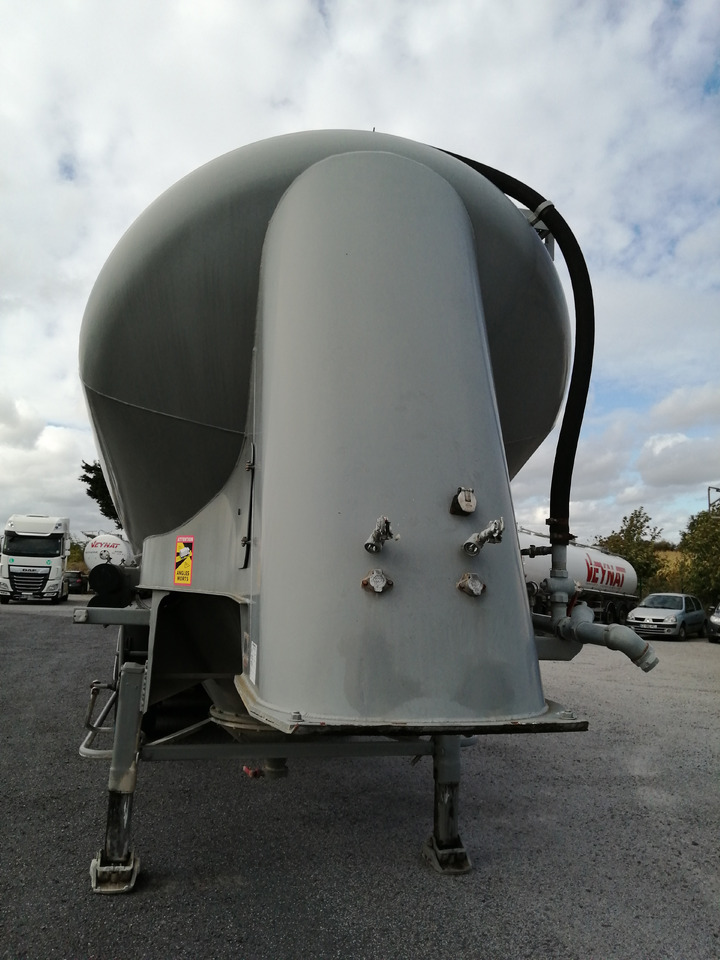 SPITZER - Silós félpótkocsi: 3 kép. SPITZER - Silós félpótkocsi: 3 kép.