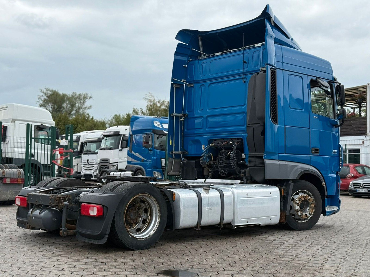 DAF XF 460 Low +Retarter+2xTank - Nyergesvontató: 4 kép. DAF XF 460 Low +Retarter+2xTank - Nyergesvontató: 4 kép.