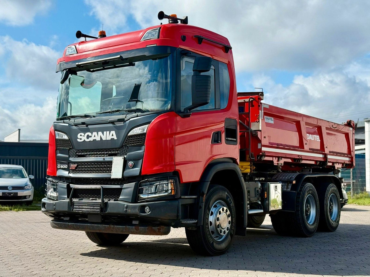 Scania G500 3S. Kipper mit Bordmatik Blatt-Blatt - Billenőplatós teherautó: 1 kép. Scania G500 3S. Kipper mit Bordmatik Blatt-Blatt - Billenőplatós teherautó: 1 kép.