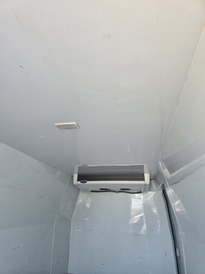 Renault Master RT 2.3 DCI TURBO 150CV - Hűtős kisteherautó: 5 kép. Renault Master RT 2.3 DCI TURBO 150CV - Hűtős kisteherautó: 5 kép.