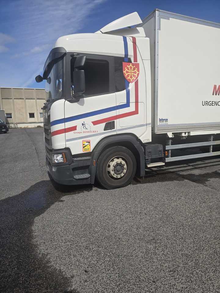 SCANIA R 450 - Cserefelépítményes teherautó: 5 kép. SCANIA R 450 - Cserefelépítményes teherautó: 5 kép.