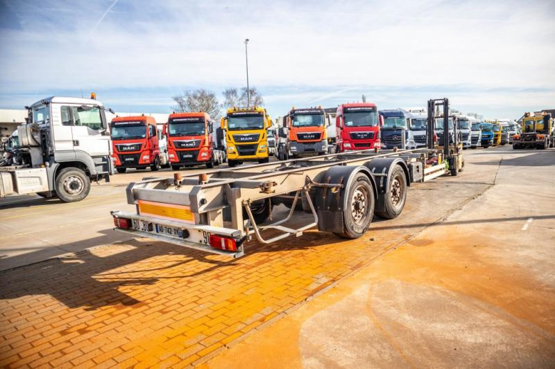 ALCAR PORTE CONTAINER AMOVIBLE - Pótkocsi cserefelépítményes: 3 kép. ALCAR PORTE CONTAINER AMOVIBLE - Pótkocsi cserefelépítményes: 3 kép.
