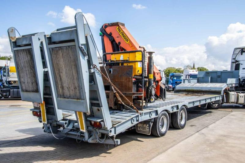 Castera CRANE/KRAN/GRUE-PALFINGER 22002 (2xHydr.) - Félpótkocsi mélybölcsős: 5 kép. Castera CRANE/KRAN/GRUE-PALFINGER 22002 (2xHydr.) - Félpótkocsi mélybölcsős: 5 kép.