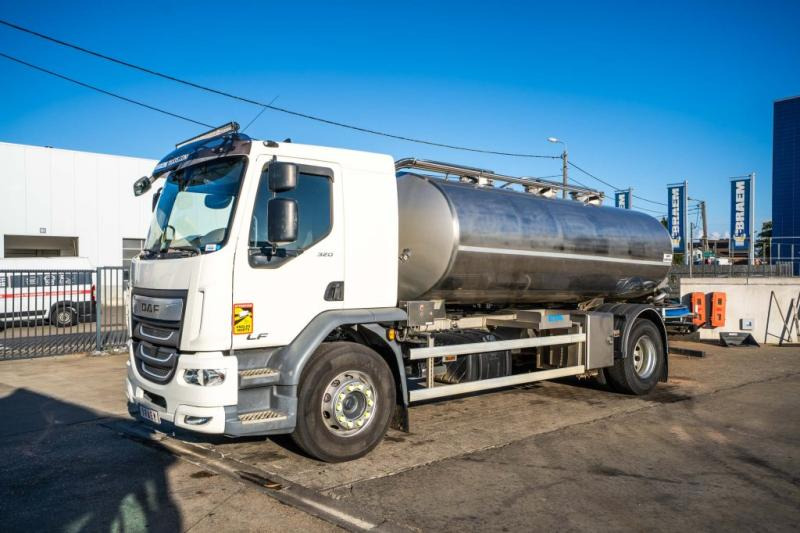 DAF LF 320+ETA 11.000 L/3 COMP. -LAIT/MILCH/MILK - Tartályos teherautó: 1 kép. DAF LF 320+ETA 11.000 L/3 COMP. -LAIT/MILCH/MILK - Tartályos teherautó: 1 kép.