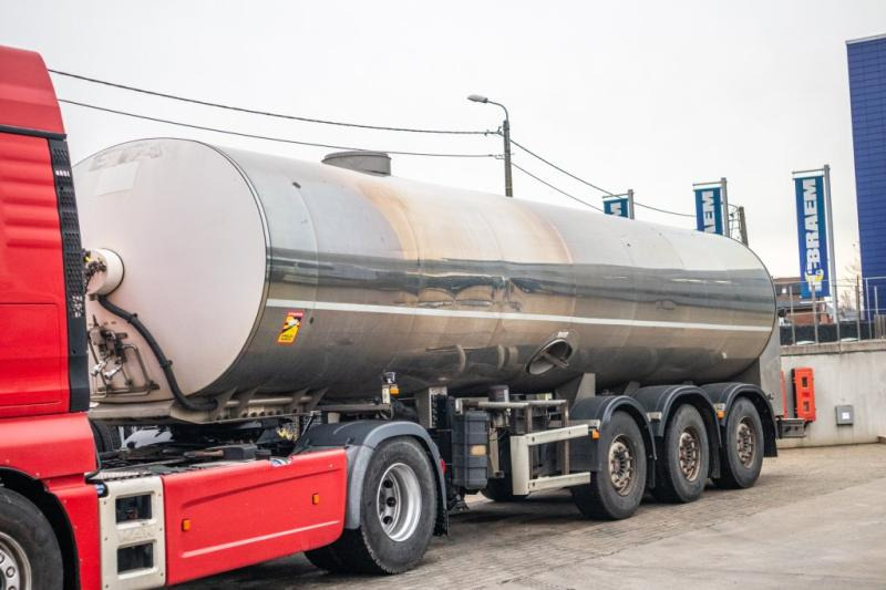 Eta CITERNE LAIT/MILCH/MILK 29000L - Tartályos félpótkocsi: 1 kép. Eta CITERNE LAIT/MILCH/MILK 29000L - Tartályos félpótkocsi: 1 kép.
