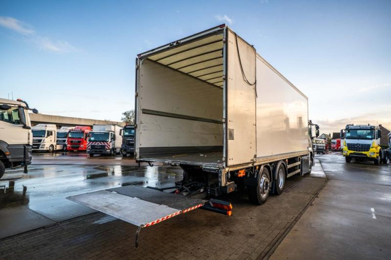 Iveco STRALIS 400 CNG // HAYON DHOLLANDIA - Dobozos felépítményű teherautó: 5 kép. Iveco STRALIS 400 CNG // HAYON DHOLLANDIA - Dobozos felépítményű teherautó: 5 kép.