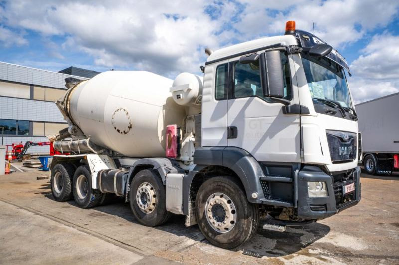 MAN TGS 32 360 BB+ LIEBHERR 9m3 - Betonmixer: 2 kép. MAN TGS 32 360 BB+ LIEBHERR 9m3 - Betonmixer: 2 kép.