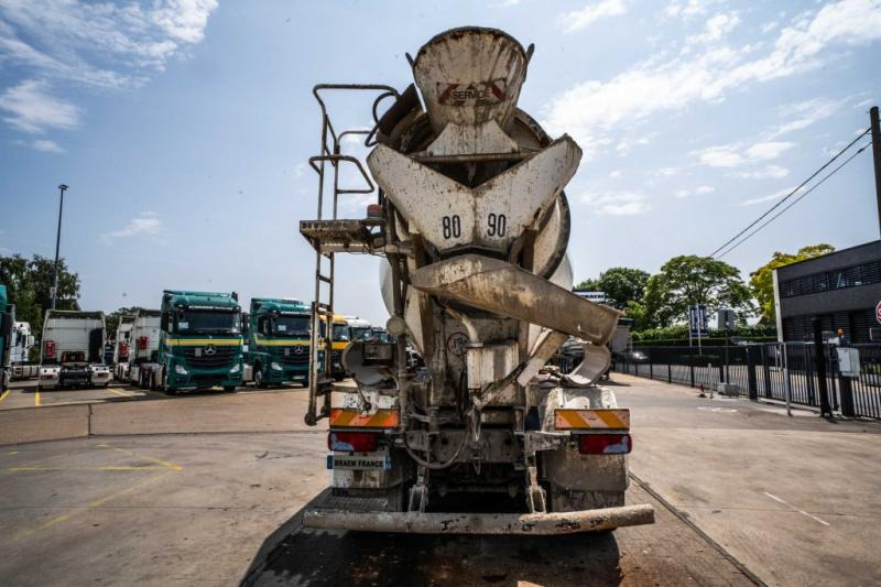 MAN TGS 32 360 BB+ LIEBHERR 9m3 - Betonmixer: 5 kép. MAN TGS 32 360 BB+ LIEBHERR 9m3 - Betonmixer: 5 kép.