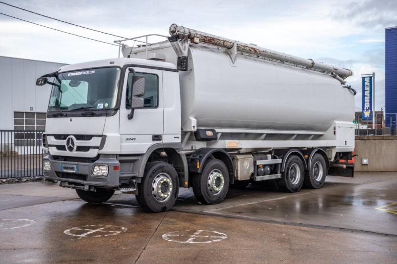 Mercedes ACTROS 3241+MP3+ECOVRAC 6COMP - Tartályos teherautó: 1 kép. Mercedes ACTROS 3241+MP3+ECOVRAC 6COMP - Tartályos teherautó: 1 kép.