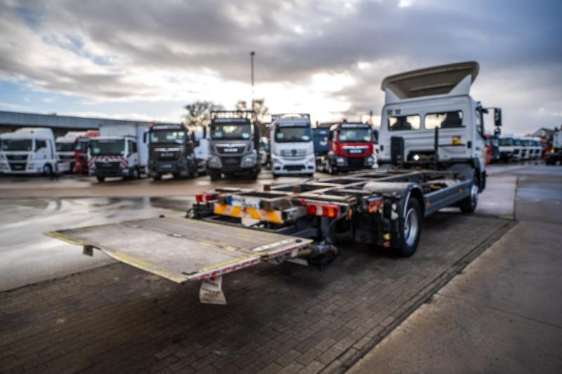 Mercedes ATEGO 1224 // HAYON DHOLLANDIA - Cserefelépítményes teherautó: 4 kép. Mercedes ATEGO 1224 // HAYON DHOLLANDIA - Cserefelépítményes teherautó: 4 kép.