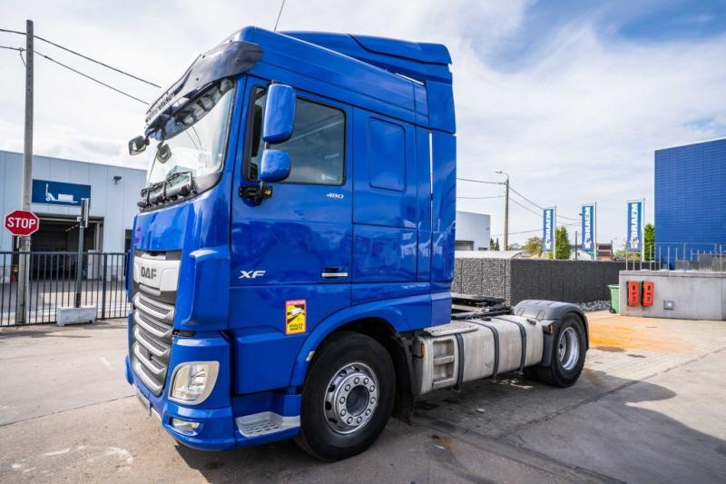 DAF XF 480 ( 50Ton) - Nyergesvontató: 1 kép. DAF XF 480 ( 50Ton) - Nyergesvontató: 1 kép.