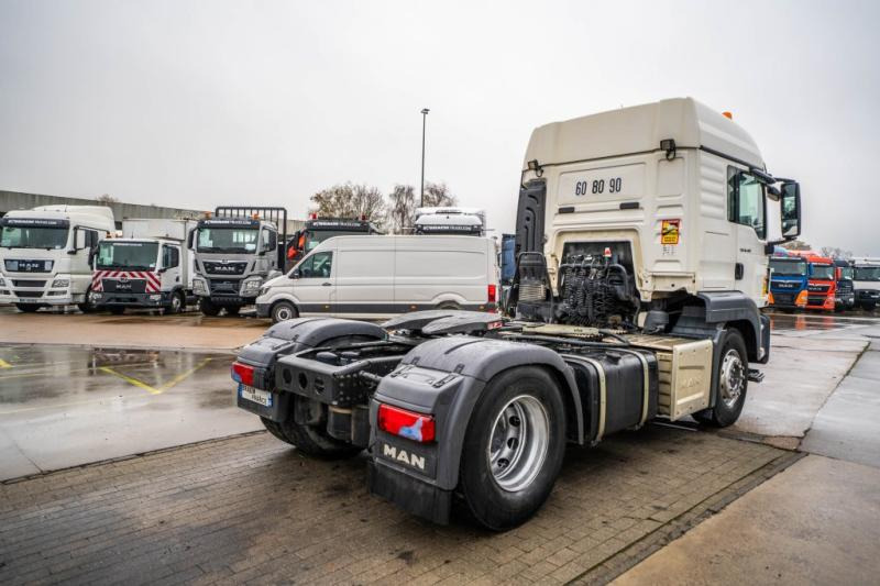 MAN TGS 18.460 LX BLS + INTARDER + HYDR - Nyergesvontató: 4 kép. MAN TGS 18.460 LX BLS + INTARDER + HYDR - Nyergesvontató: 4 kép.