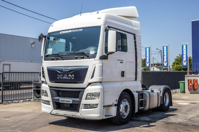 MAN TGX 18.480 XLX BLS+INTARDER - Nyergesvontató: 1 kép. MAN TGX 18.480 XLX BLS+INTARDER - Nyergesvontató: 1 kép.