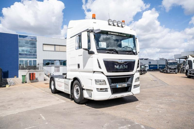 Nyergesvontató MAN TGX 18.480 XLX BLS+INTARDER: 8 kép. Nyergesvontató MAN TGX 18.480 XLX BLS+INTARDER: 8 kép.