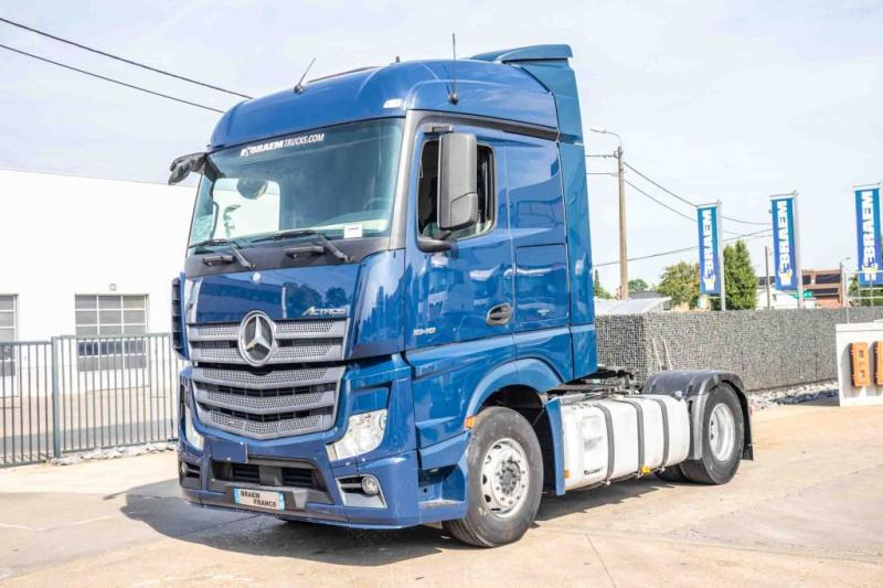 Mercedes ACTROS 1848 LS - Nyergesvontató: 1 kép. Mercedes ACTROS 1848 LS - Nyergesvontató: 1 kép.